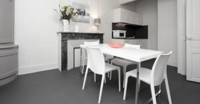 Suites De La Tour Perigueux Centre Habitación foto
